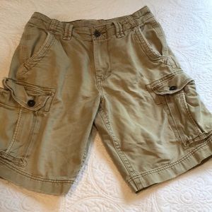 AE cargo shorts